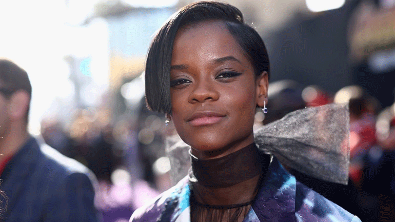 Η Λετίσια Ράιτ διέγραψε τον λογαριασμό της στοTwitter έπειτα από τη διαμάχη που προκλήθηκε για το εμβόλιο κατά του Covid-19