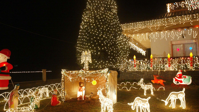 Αυστηρή σύσταση: Μέχρι 9 άτομα στο Χριστουγεννιάτικο τραπέζι