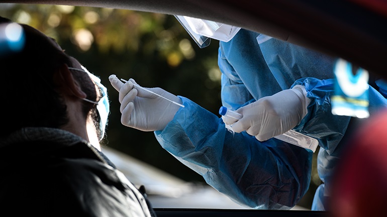 Σε ποιες περιοχές πραγματοποιεί σήμερα rapid tests ο ΕΟΔΥ