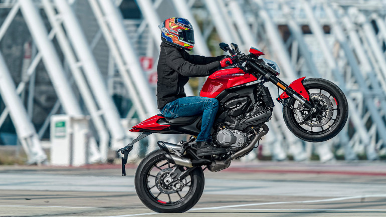 Διαμαρτυρία φίλων της Ducati για το νέο Monster