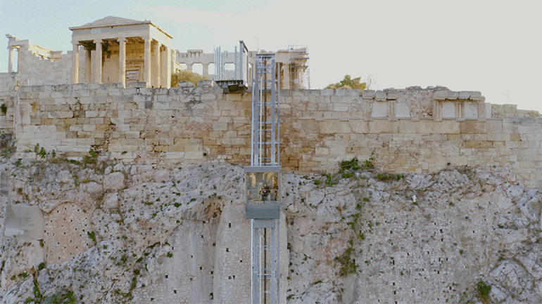 Ακρόπολη: Το σύμβολο της Δημοκρατίας είναι πλέον προσβάσιμο για όλους
