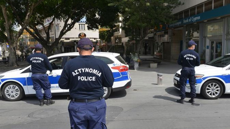 Σε εξέλιξη επιχείρηση της ΕΛ.ΑΣ. στην Αγία Βαρβάρα για κύκλωμα ναρκωτικών