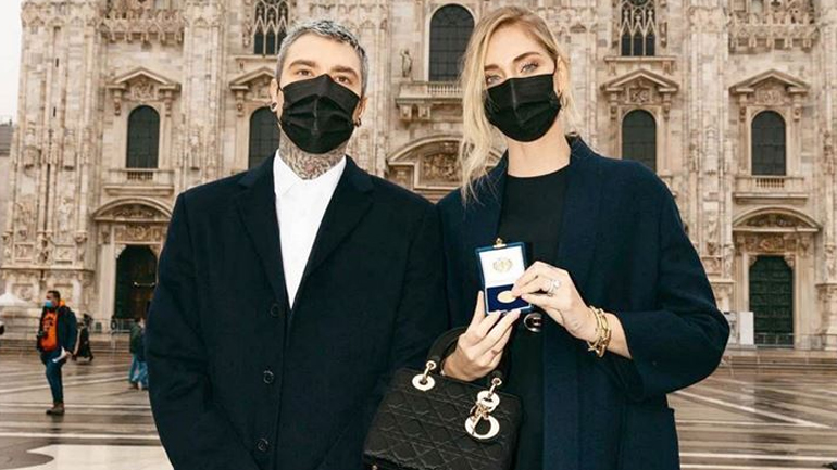 Η Chiara Ferragni και ο Fedez τιμήθηκαν για την προσφορά τους στη δημιουργία ΜΕΘ στο Μιλάνο