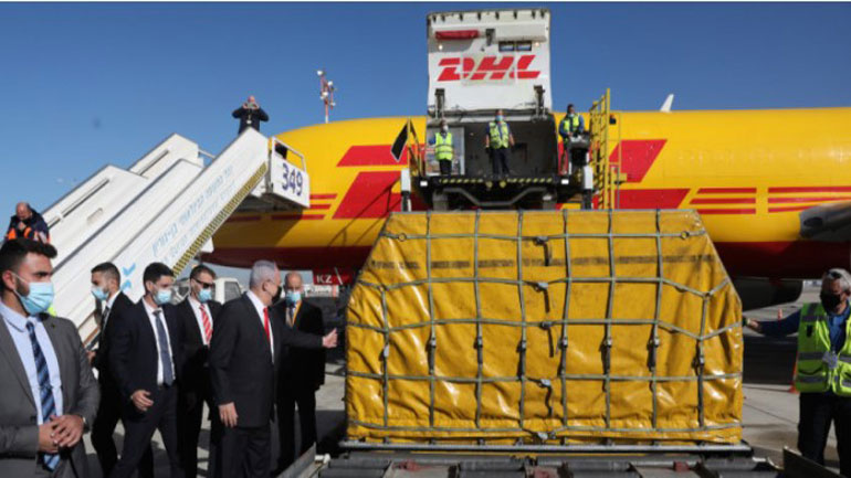 Ισραήλ: Η στιγμή που φθάνουν τα εμβόλια της Pfizer με αεροπλάνο της DHL