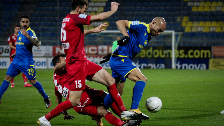 Έμεινε όρθιος στην Τρίπολη ο Βόλος, πήρε την ισοπαλία (1-1) από τον Αστέρα με γκολ στις καθυστερήσεις