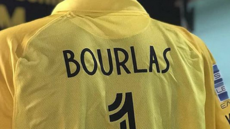 Το δώρο της ΠΑΕ Άρης στον πρόεδρο της Pfizer