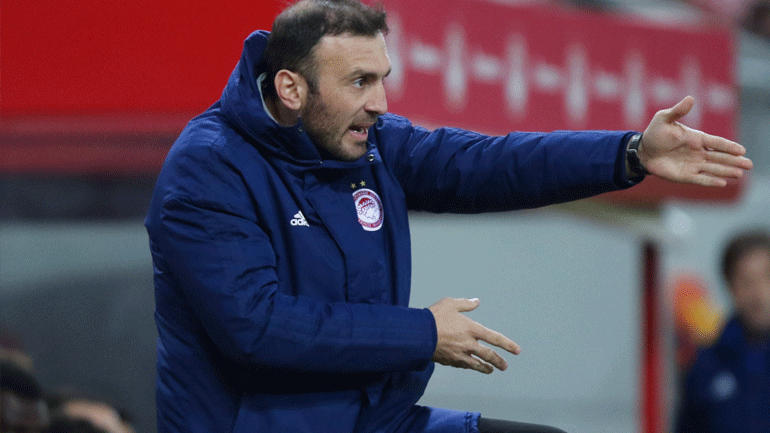 Super League: Πρόστιμο 10.000 ευρώ στην ΠΑΕ Ολυμπιακός, εκτός γηπέδων για 15 μέρες ο Τοροσίδης