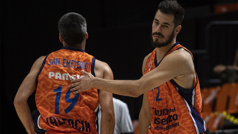 Ευρωλίγκα: «Καμπάνα» 3.000 ευρώ στον Κάλινιτς