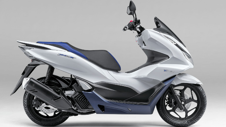 Υβριδική έκπληξη από την Honda με το PCX