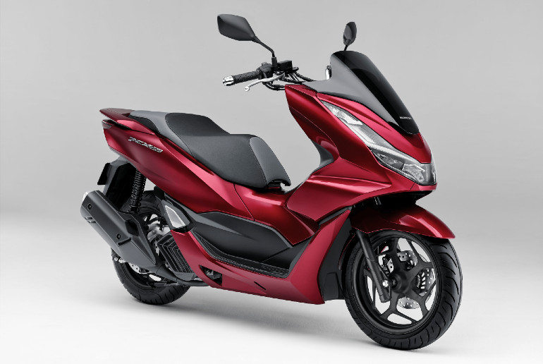Το PCX 160 διαθέτει καινούριο κινητήρα με απόδοση 15,8 ίππους