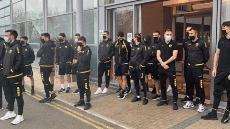 Αποθέωση για τους παίκτες της ΑΕΚ από την Original Λονδίνου