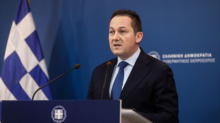 Αναβάλλεται για την Παρασκευή η ενημέρωση Πέτσα λόγω της απεργίας των δημοσιογράφων