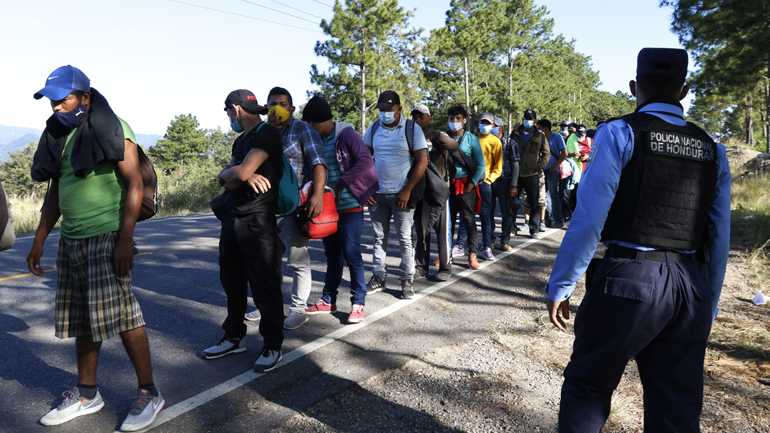 Ονδούρα: Διαλύθηκε καραβάνι μεταναστών που κατευθυνόταν προς τις ΗΠΑ