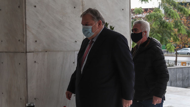 Ο Ευ. Βενιζέλος συνέχισε τη διακοπείσα κατάθεσή του για την υπόθεση Novartis