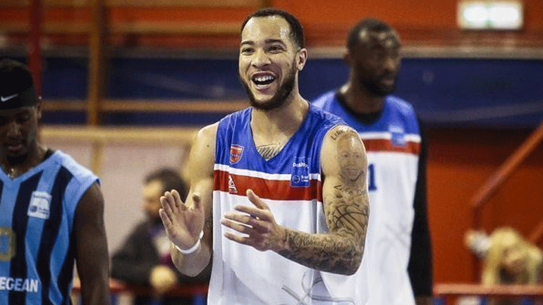 Μπάσκετ: Eνισχύθηκε με τον Μπέρι η Λάρισα