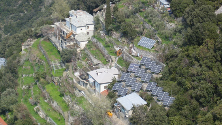 Με φωτοβολταϊκά θα καλύπτονται οι ενεργειακές ανάγκες των Ιερών Μονών του Αγίου Όρους