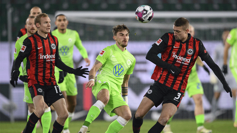 Γερμανία: Νίκη με ανατροπή στο τέλος για τη Βόλφσμπουργκ, 2-1 την Άιντραχτ Φρανκφούρτης