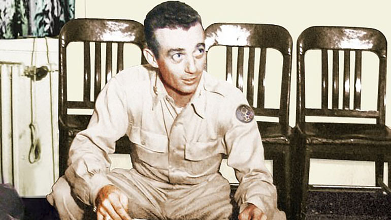 Αμερικανός αξιωματούχος πίστευε ότι τα συντρίμμια στο Ρόσγουελ δεν ήταν φτιαγμένα από «ανθρώπινο χέρι» Αμερικανός αξιωματούχος πίστευε ότι τα συντρίμμια στο Ρόσγουελ δεν ήταν φτιαγμένα από «ανθρώπινο χέρι»