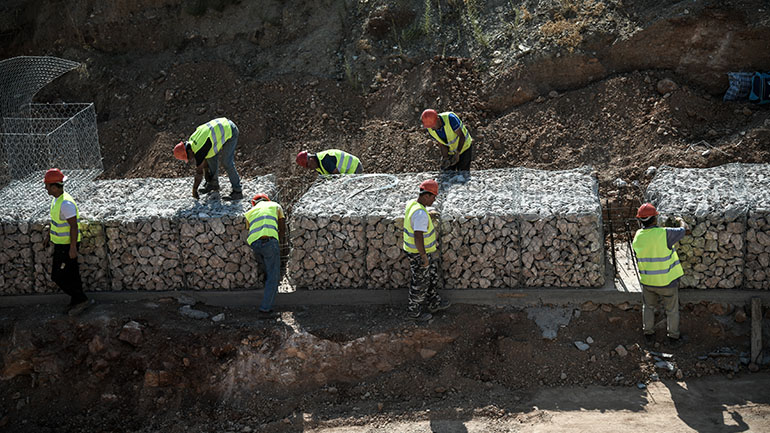Αντιπλημμυρικά έργα ύψους 400 εκατ. στη Θεσσαλία και σε άλλες περιοχές της χώρας
