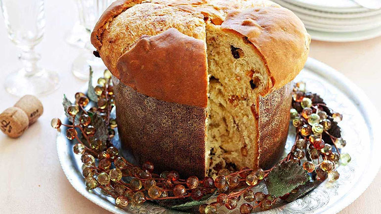 Panettone: Πώς να φτιάξετε το παραδοσιακό ιταλικό γλυκό των Χριστουγέννων