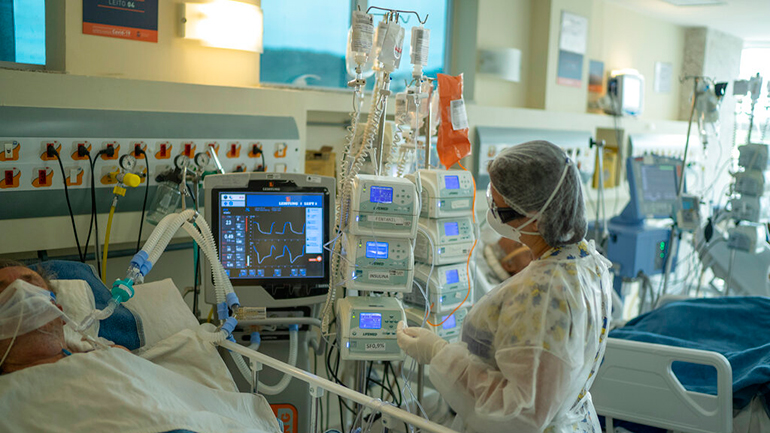 Βραζιλία: 43.900 κρούσματα και 686 θάνατοι εξαιτίας της COVID-19 σε 24 ώρες