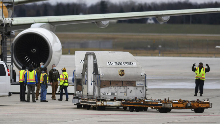 Τα πρώτα εμβόλια των Pfizer/BioNTech αναμένονται την Κυριακή στον Καναδά