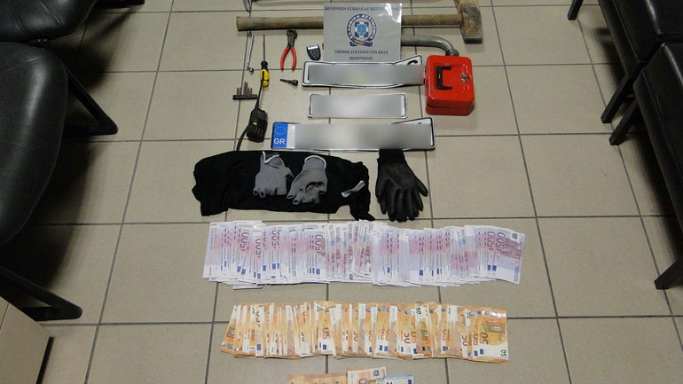 Καταδίωξη, τραυματισμός και λεία 113.777 ευρώ στη Θεσσαλονίκη