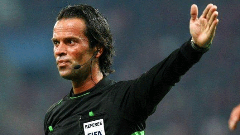 Ο χασάπης με τη σφυρίκτρα μετά από 9 χρόνια σε ματς-φωτιά του ΠΑΟΚ