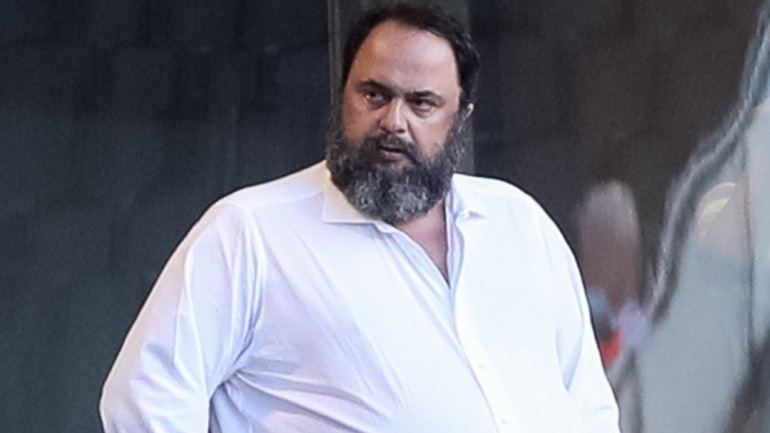 Μαρινάκης: «Σε τέτοιο αγωνιστικό χώρο δεν στέκονται ούτε γαϊδούρια…»