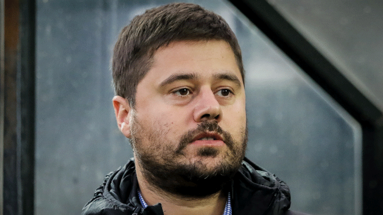 Γκαγκάτσης: «Να ανοίξει και το τηλέφωνο του Καραπαπά να δούμε αν νοίκιασε κανένα άσπρο Polo»