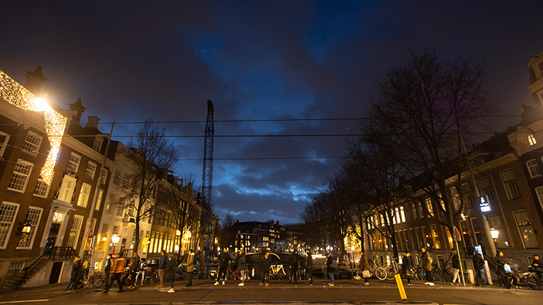 Ολλανδία: Καραντίνα 5 εβδομάδων λόγω Covid-19