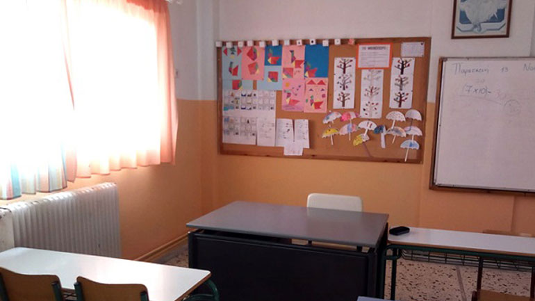 Βόλος: Καθαρίστρια έβαψε ολόκληρο το σχολείο… μόνη της