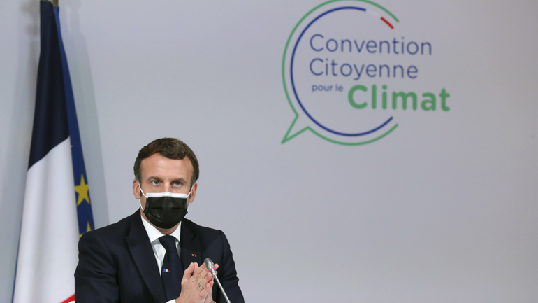 Μακρόν: Δημοψήφισμα για να περιληφθεί o αγώνας υπέρ του κλίματος στο Σύνταγμα