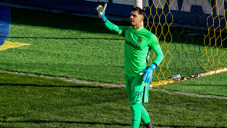 Άρης: Στήριξη σε Σιαμπάνη και το μυαλό στον ΟΦΗ