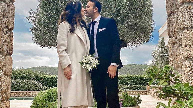 Η Τζώρτζια Βαϊνά μόλις δημοσίευσε τις πρώτες φωτογραφίες από τον γάμο της