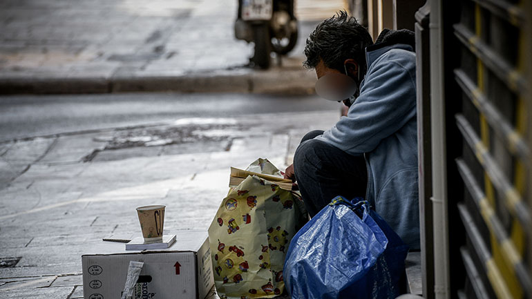 Θεσσαλονίκη: Τρία εορταστικά γεύματα για άστεγους με take away ετοιμάζει ο δήμος λόγω κορωνοϊού
