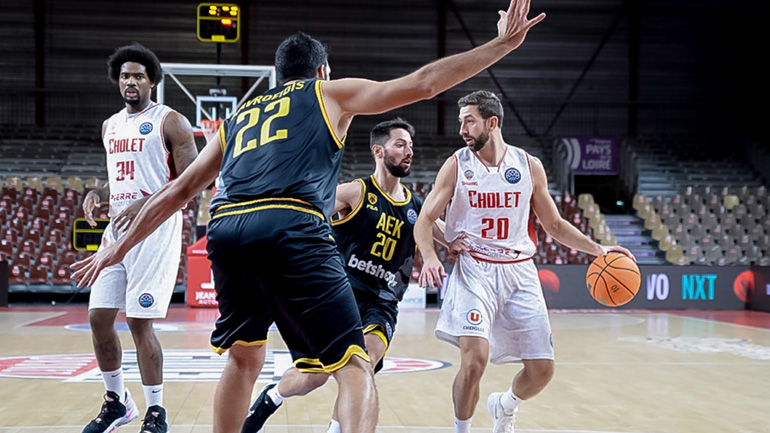 Champions League: Ήττα για την ΑΕΚ στη Γαλλία, 79-70 η Σολέ