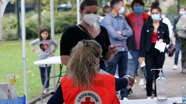 Γαλλία-Covid-19: Αύξηση των ημερήσιων κρουσμάτων