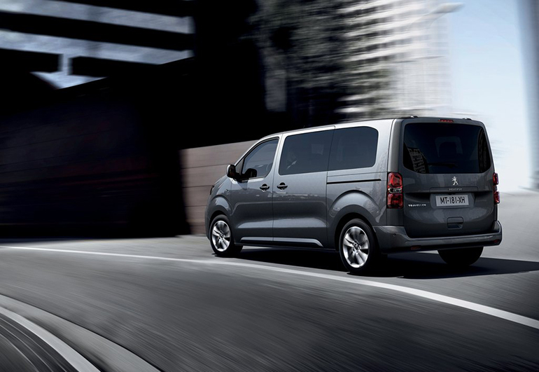 Οι προσφορές που θα έχουν ισχύ έως τις 18 Δεκεμβρίου αφορούν και στα επαγγελματικά οχήματα