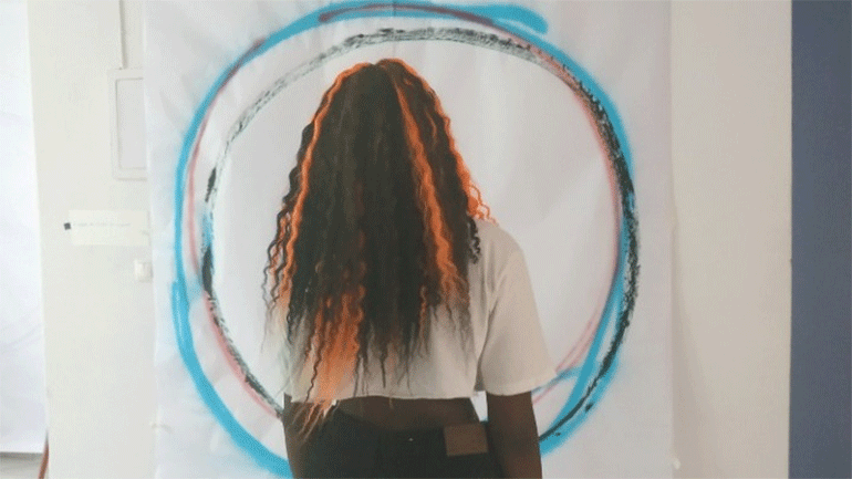 H έκθεση «Καθημερινές Πρακτικές» εφήβων του ΚΕΘΕΑ στο Victoria Square Project