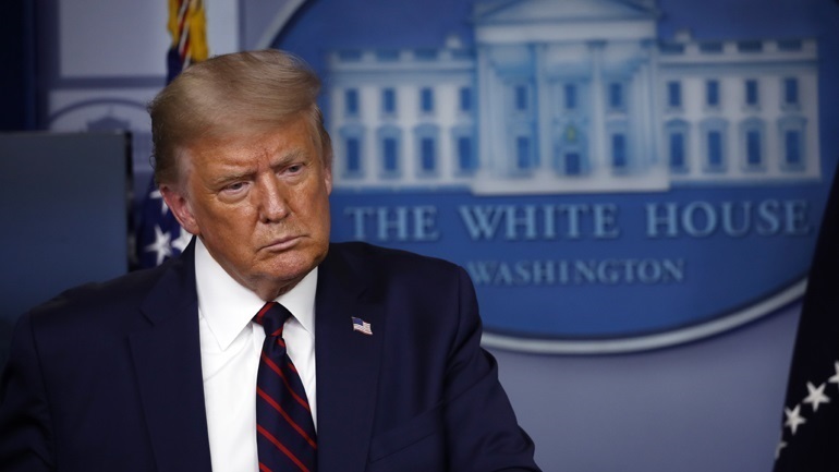 Ο Τραμπ δηλώνει ότι “δεν αναμιγνύεται” στην ενδεχόμενη έρευνα σε βάρος του Χάντερ Μπάιντεν