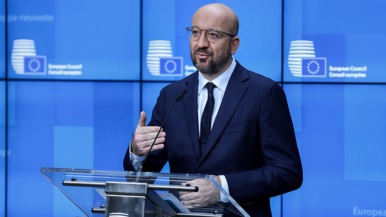 Ο Σαρλ Μισέλ τίθεται σε αυτοαπομόνωση επειδή είχε συναντηθεί με τον Μακρόν