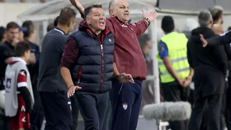 Super League: Αποκλεισμός 30 ημερών στον Κούγια