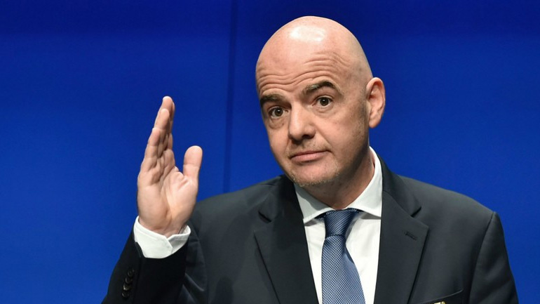 Ινφαντίνο: «Οι σκέψεις μας σε όσους υπέφεραν από την πανδημία, αλλά και στους Μαραντόνα-Ρόσι»