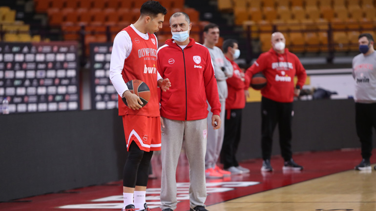 Μπαρτζώκας: «Εξακολουθώ να πιστεύω στην ομάδα»