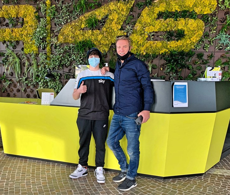 Στα κεντρικά της εταιρίας στην Tavullia βρέθηκε ο κος Περιστεράς