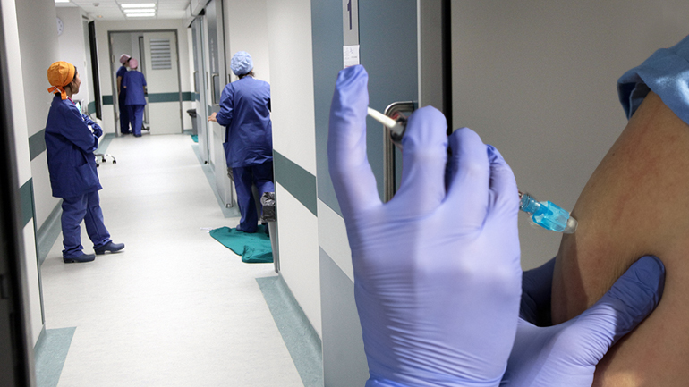 Στις 27 Δεκεμβρίου αρχίζουν οι εμβολιασμοί σε 5 νοσοκομεία