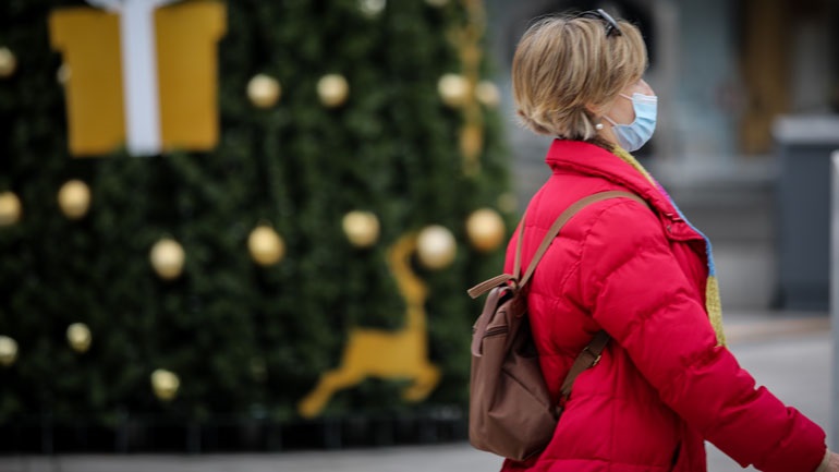 Βρετανία: Προς καθολικό lockdown μετά τη χριστουγεννιάτικη «αμνηστία» βαδίζει η κυβέρνηση