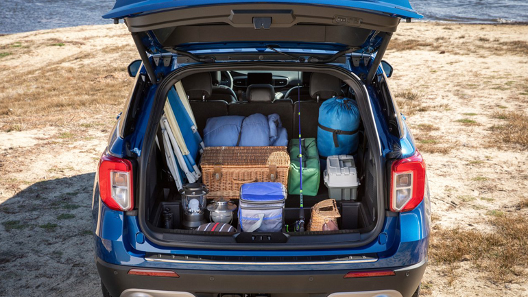 Δεν φαντάζεστε τι χωράει το SUV της Ford