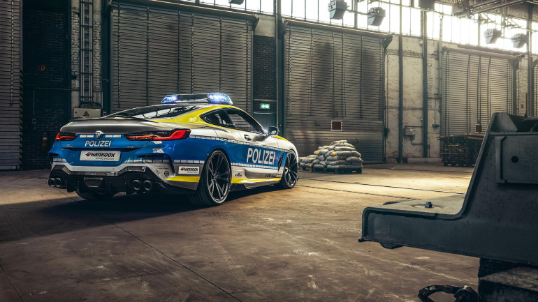 Τα ανθρακονήματα περισσεύουν σε αυτήν την BMW M850i